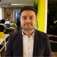 PR: para quem achava que ele havia
morrido, está mais vivo do que nunca!