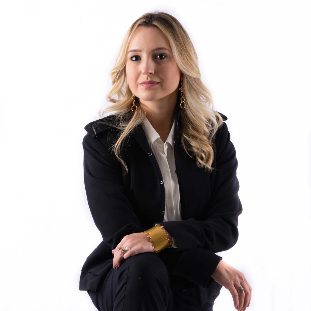 Construtora deve devolver integralmente os valores pagos por obra não finalizada