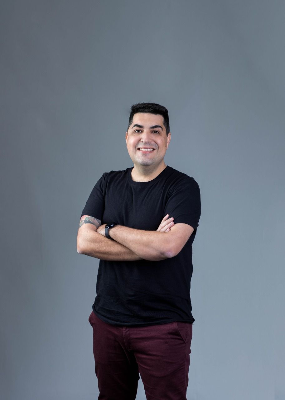 MATH nasce para melhorar as relações entre marcas e pessoas nas áreas de marketing, mídia digital e tecnologia