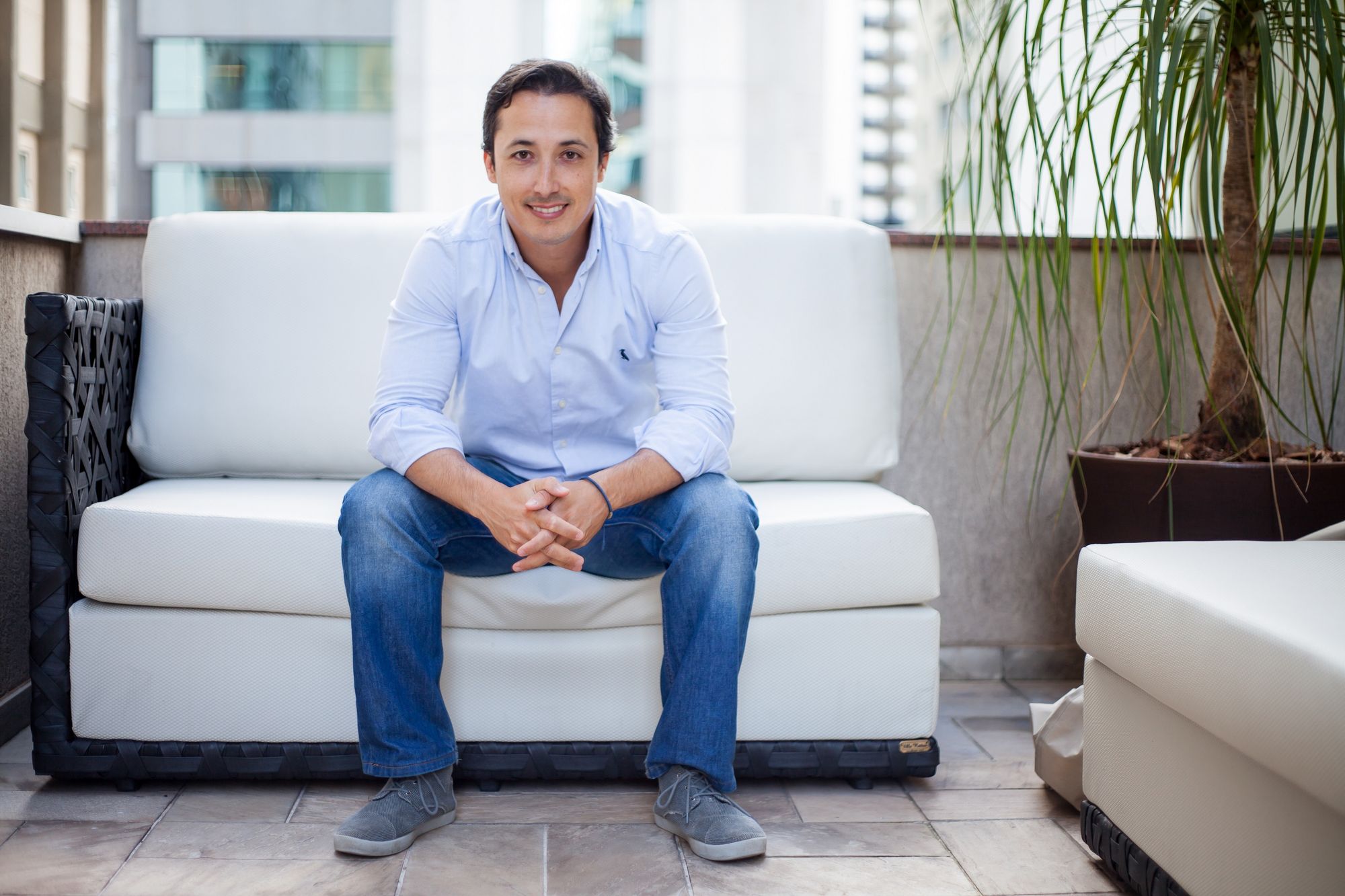 Convenia e iFood fecham parceria com soluções da HRTech para restaurantes da plataforma de delivery