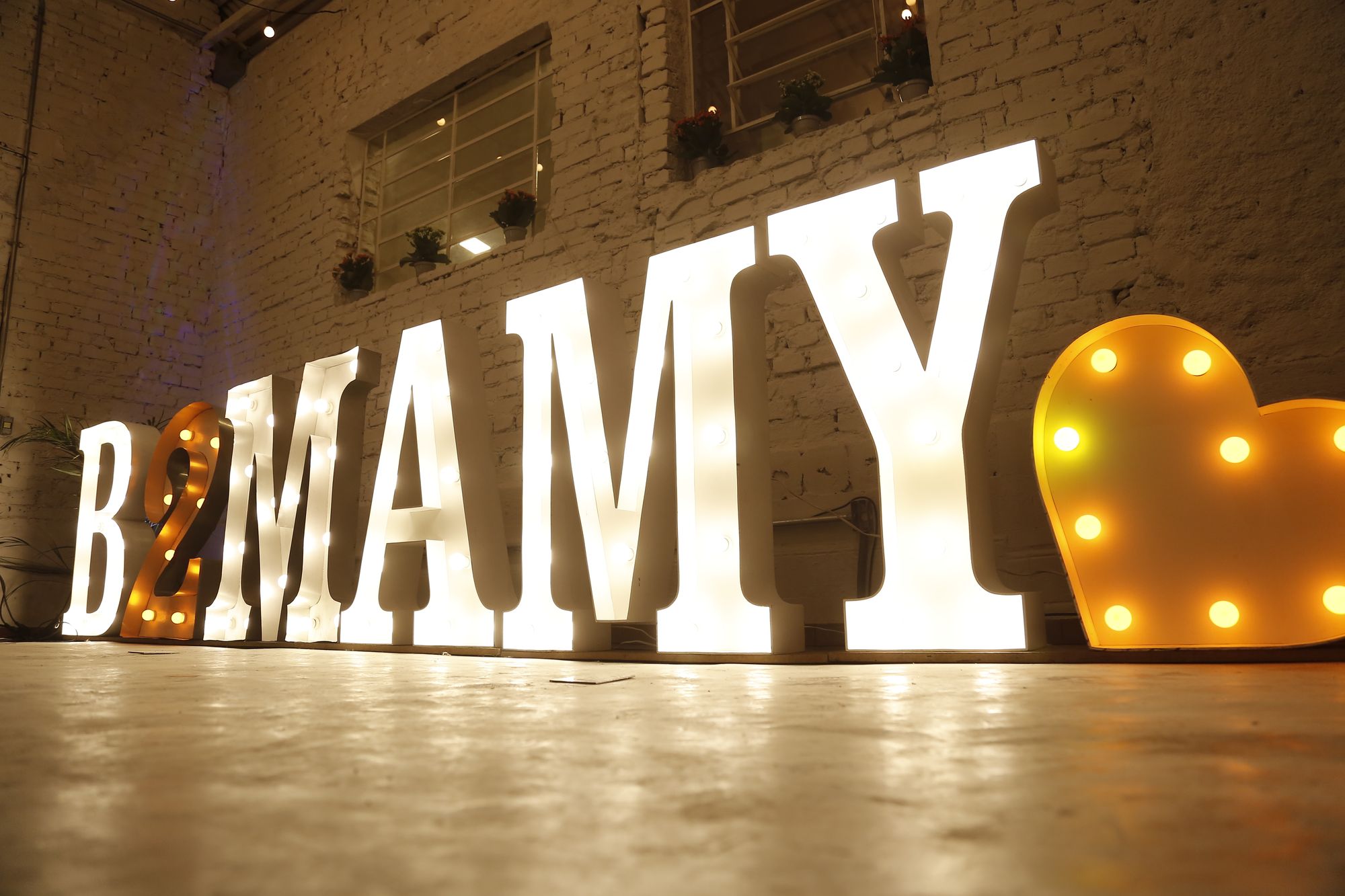 Planejando o Futuro: B2Mamy e Organon promovem programa de desenvolvimento para jovens mulheres
