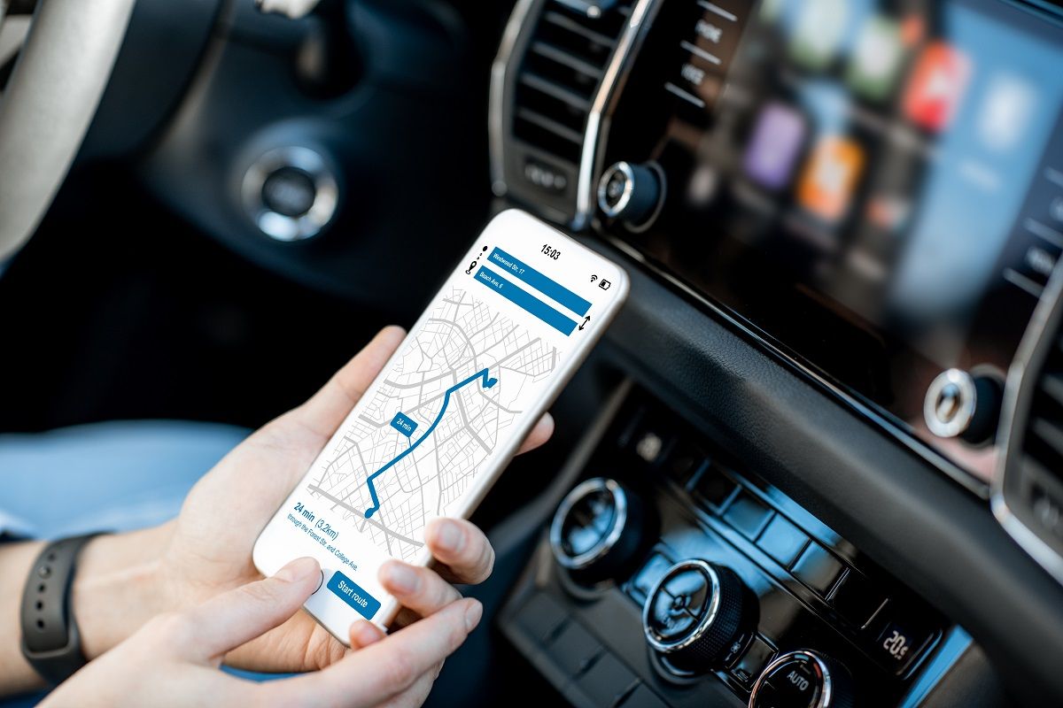 Brasil é 4.º maior mercado de downloads de apps: confira plataformas que oferecem serviços "na palma da mão" para quem ama pegar estrada